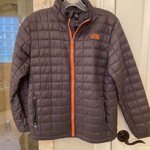 Youth North Face lightweight puffer coat